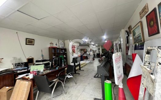 ÜSKÜDAR’DA TABELA DEĞERİ YÜKSEK SATILIK DÜKKAN